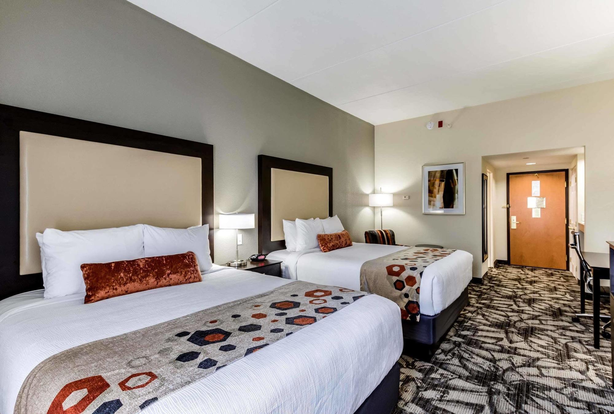 Holiday Inn Express & Suites Cedar Falls Exteriör bild